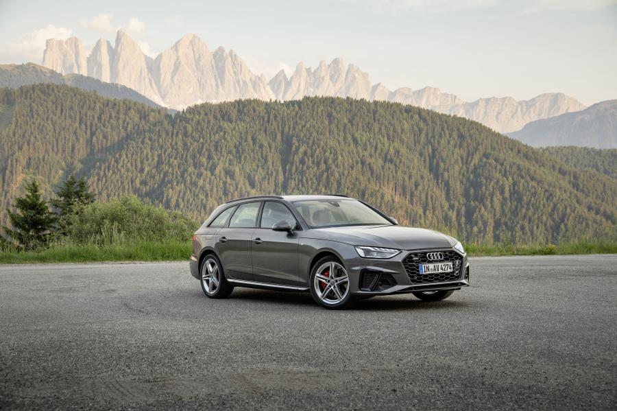  Audi A4 Avant 40 TDI S-Line Quattro (B9) 2019 года  (WW) (фото 1 из 25)